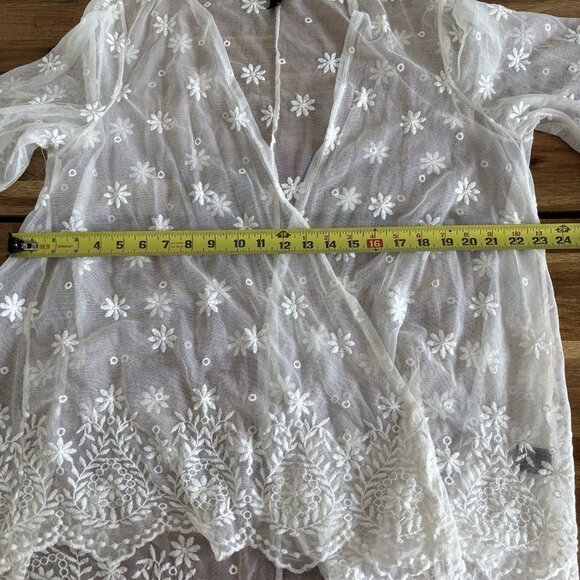 Torrid Sheer Lace Kimono Duster Ivory SZ 1 Floral Romantic Boho Cottage Beach - Picture 11 of 12